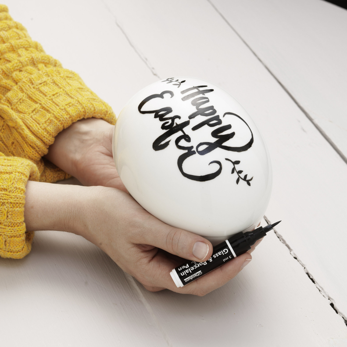 Malede porcelænsæg